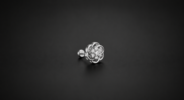 FLORAL NOSE PIN