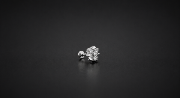 DIAMOND PETAL CHARM NOSE PIN