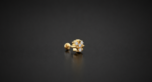 DIAMOND PETAL CHARM NOSE PIN