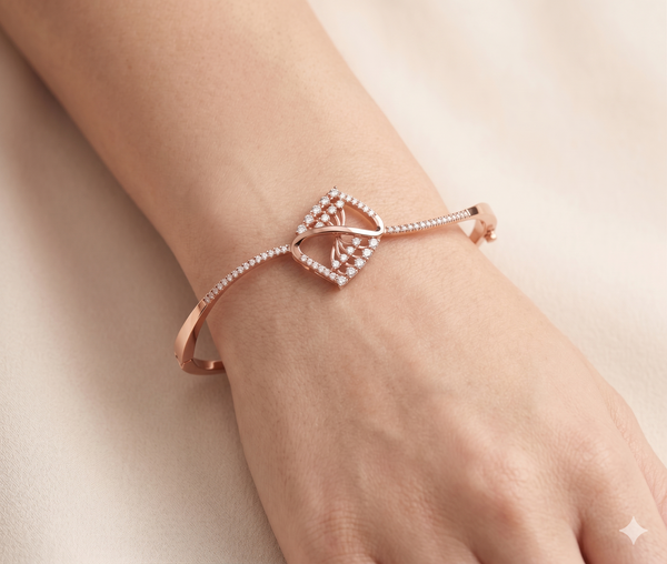 ETERNAL TWIST BRACELET