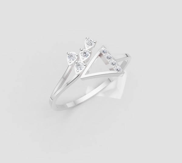 TRI-AURA DIAMOND GOLD RING
