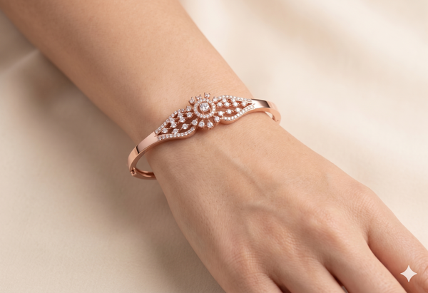 ELEGANT BLOOM CHARM BRACELET