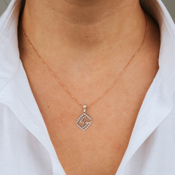 RADIANT CURVE PENDANT WITH EARING