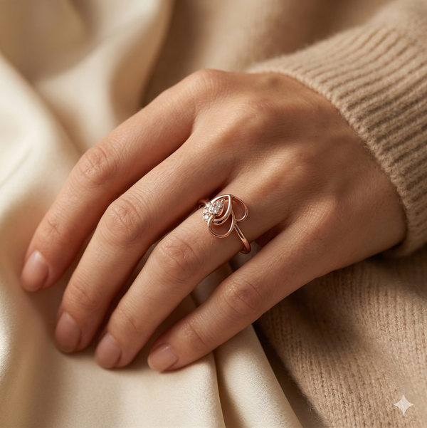 CELESTE LEAF SPARKLE RING