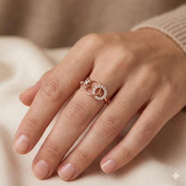 RAIDIANT LOOP DOUBLE CIRCLE RING
