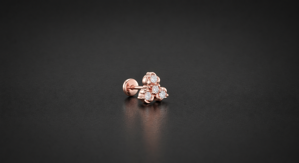 AURA CLUSTER NOSE PIN