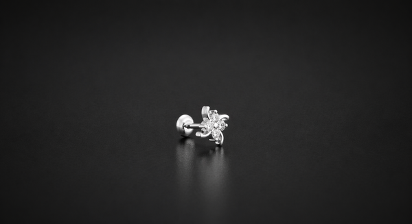 TWIRL BLOSSOM NOSE PIN